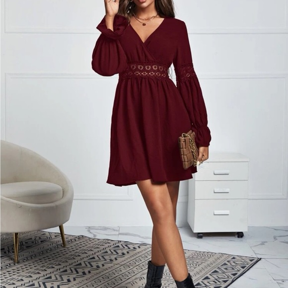 Luxe burgundy lace insert flounce sleeve dress - Picture 7 of 10